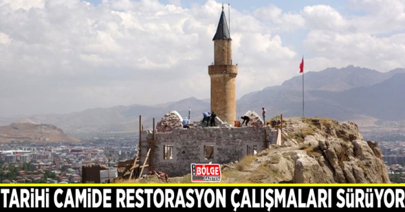 Tarihi camide restorasyon çalışmaları sürüyor