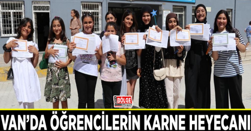 Van’da öğrencilerin karne heyecanı