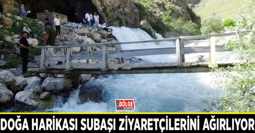 Doğa harikası subaşı ziyaretçilerini ağırlıyor