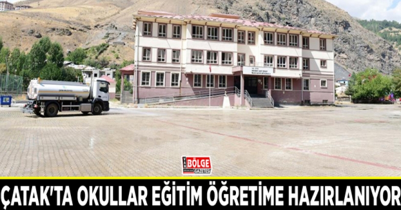 Çatak'ta okullar eğitim öğretime hazırlanıyor