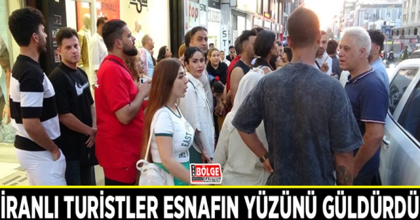 İranlı turistler Van esnafının yüzünü güldürdü