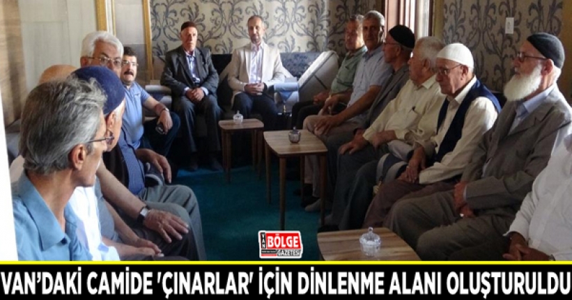 Van’daki camide 'çınarlar' için dinlenme alanı oluşturuldu