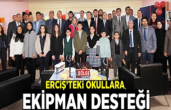 Erciş’teki okullara ekipman desteği