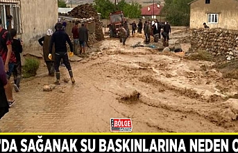 Van’da sağanak su baskınlarına neden oldu