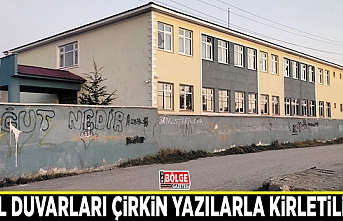 Okul duvarları çirkin yazılarla kirletiliyor