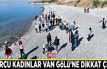 Sporcu kadınlar Van Gölü’ne dikkat çekti