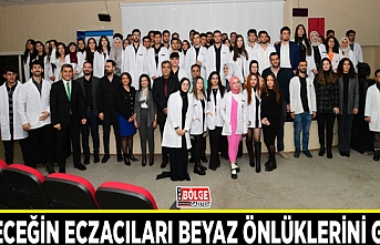 Geleceğin eczacıları beyaz önlüklerini giydi