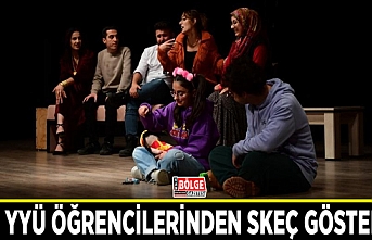 Van YYÜ öğrencilerinden skeç gösterimi