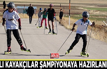 Vanlı kayakçılar şampiyonaya hazırlanıyor