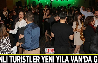 İranlı turistler yeni yıla Van’da girdi