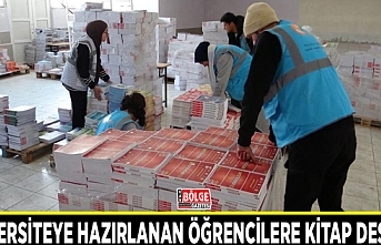 Üniversiteye hazırlanan öğrencilere kitap desteği