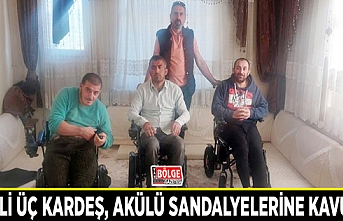 Felçli üç kardeş, akülü sandalyelerine kavuştu