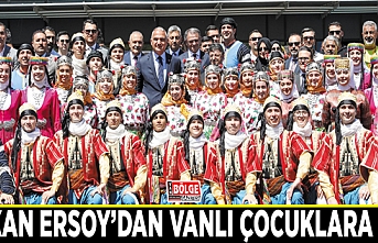 Bakan Ersoy’dan Vanlı çocuklara söz