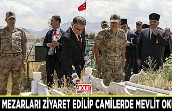 Şehit mezarları ziyaret edilip camilerde mevlit okundu