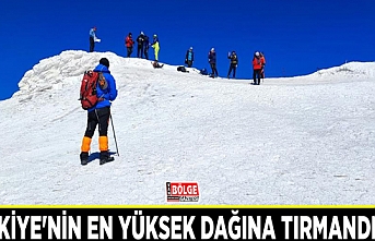 Türkiye'nin en yüksek dağı olan Ağrı Dağı'na tırmandılar