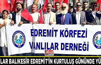 Vanlılar Balıkesir Edremit'in kurtuluş gününde yürüdü