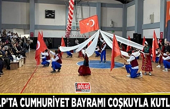 Özalp'ta Cumhuriyet Bayramı coşkuyla kutlandı