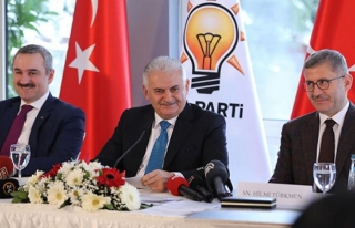 Binali Yıldırım medya yöneticileriyle bir araya...