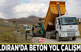 Çaldıran’da beton yol çalışması