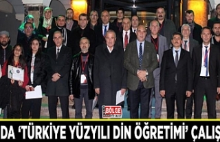 Van’da ‘Türkiye Yüzyılı Din Öğretimi’...