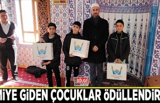 Camiye giden çocuklar ödüllendirildi